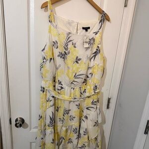 NWT Lane Bryant Floral Yellow & Gray Dress size 20